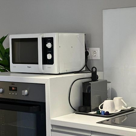 Luxury Glam Apartments & Studios Near Coresi Mall Braşov Eksteriør bilde