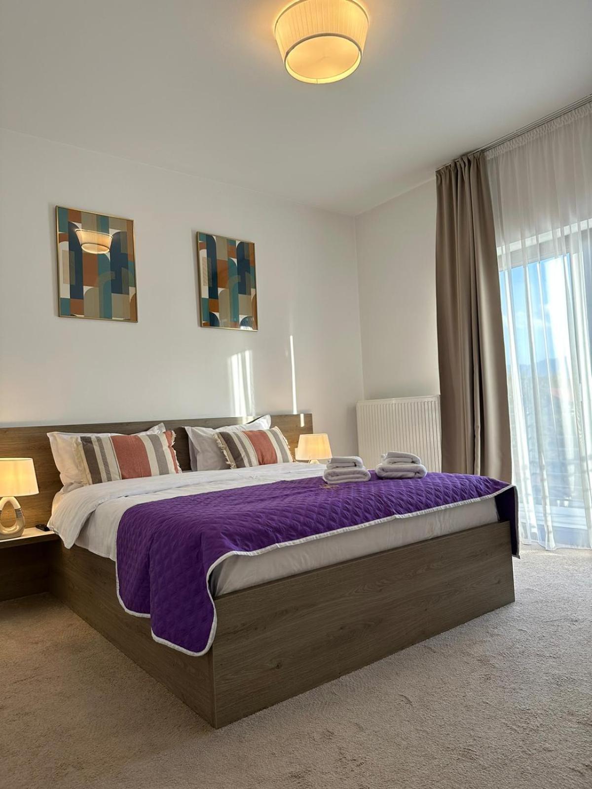 Luxury Glam Apartments & Studios Near Coresi Mall Braşov Eksteriør bilde